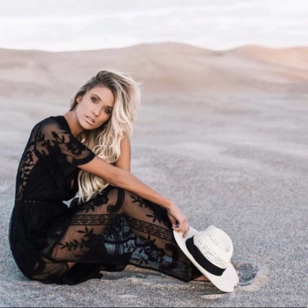 🆕 Honey Punch Black Lace Romper Maxi Dress - Picture 3 of 8